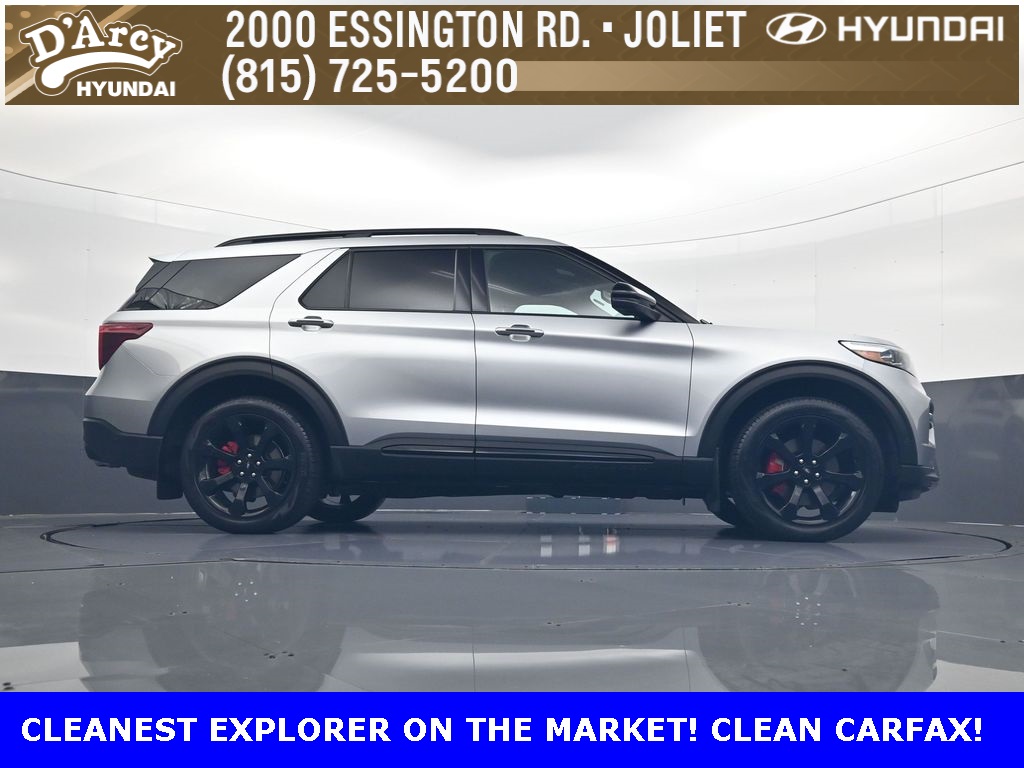 2022 Ford Explorer ST photo 23