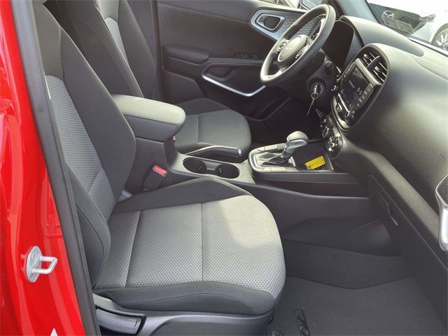 2022 Kia Soul LX photo 15