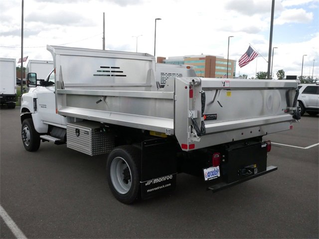 2024 Chevrolet Silverado 4500HD Work Truck photo 3