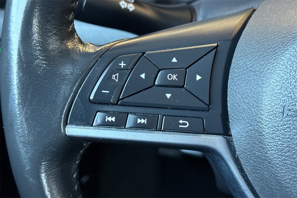 2021 Nissan Sentra SV photo 25