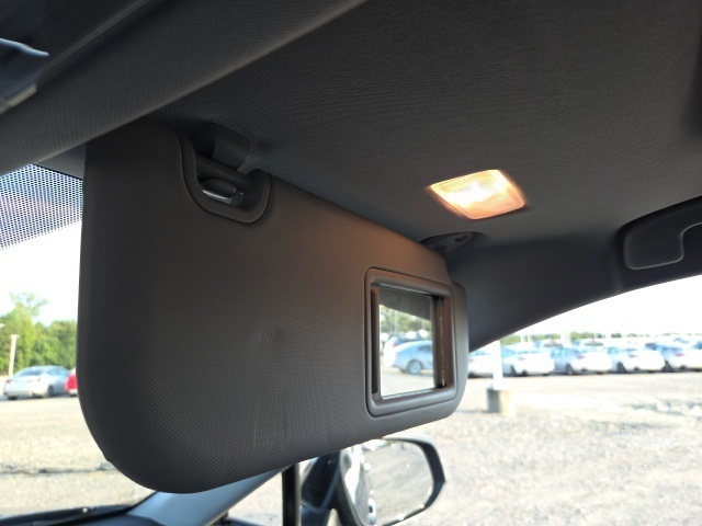 2019 Toyota RAV4 Hybrid XLE photo 33
