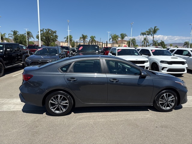 2023 Kia Forte LXS photo 7