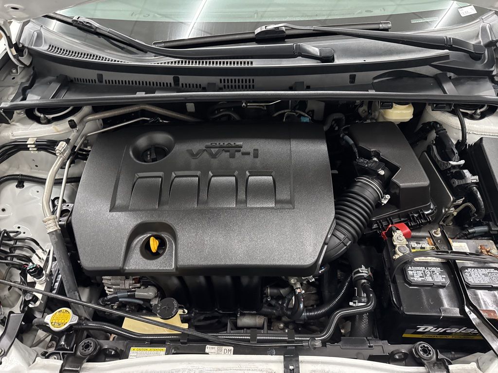 2015 Toyota Corolla Plus photo 24