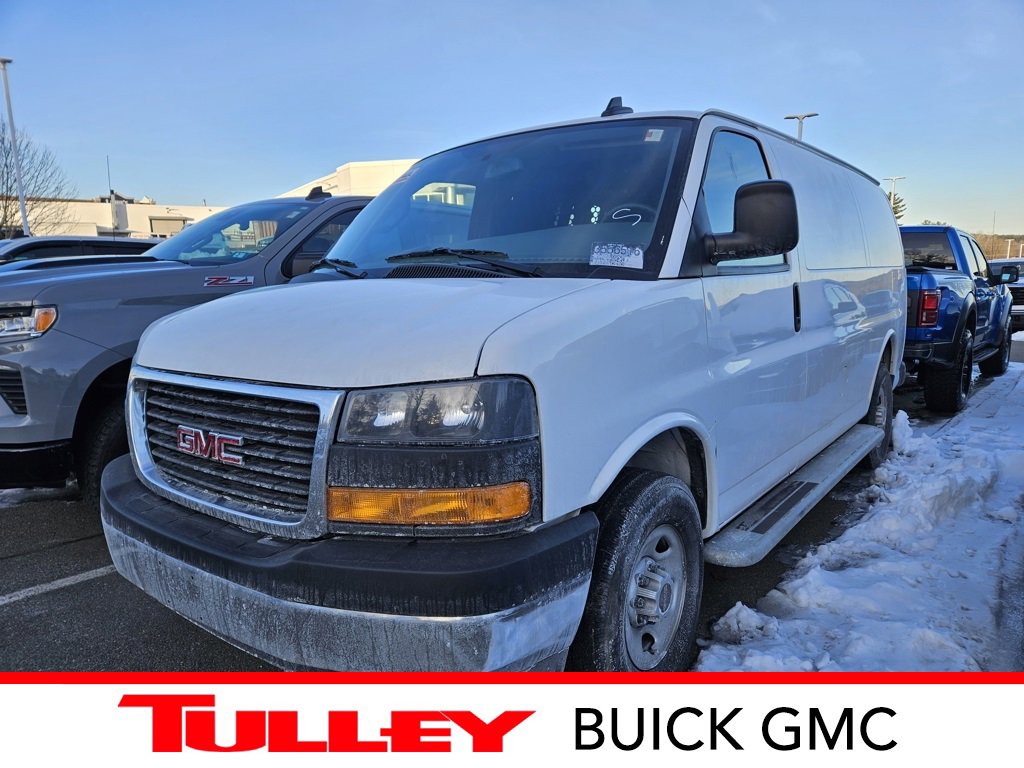 2024 GMC Savana Cargo Work Van's photo