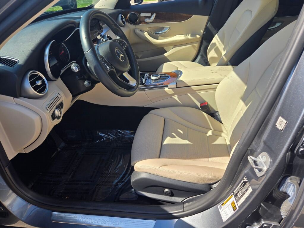 2017 Mercedes Benz C 300 4MATIC Sedan photo 15