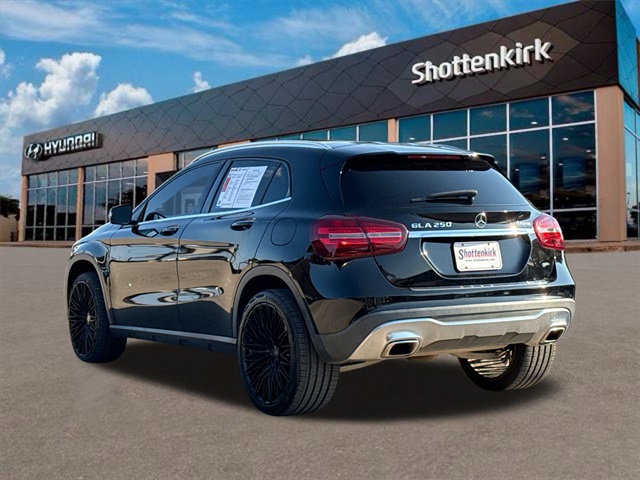 2020 Mercedes Benz GLA 250 4MATIC photo 7