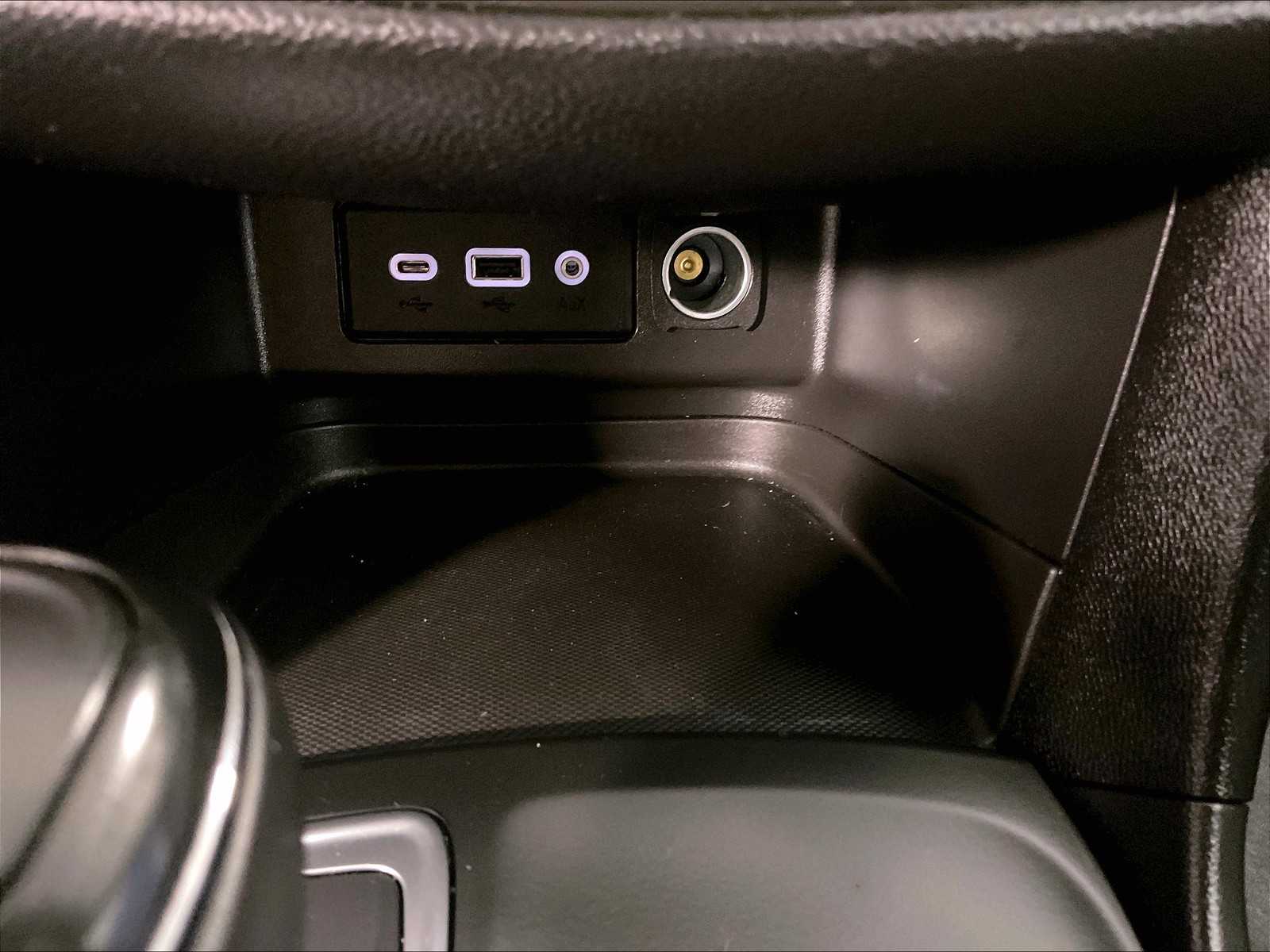2019 Chevrolet Equinox LT photo 25