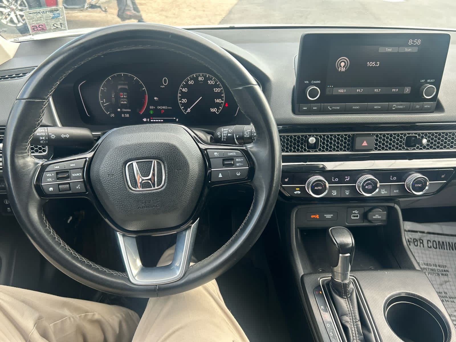 2024 Honda Civic Hatchback EX-L photo 18
