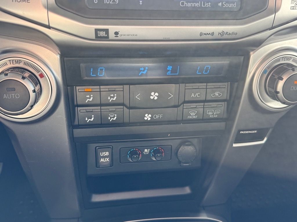 2018 Toyota 4Runner Limited photo 17