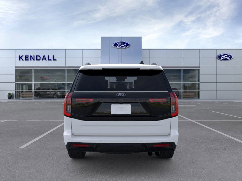 2025 Ford Expedition photo 4