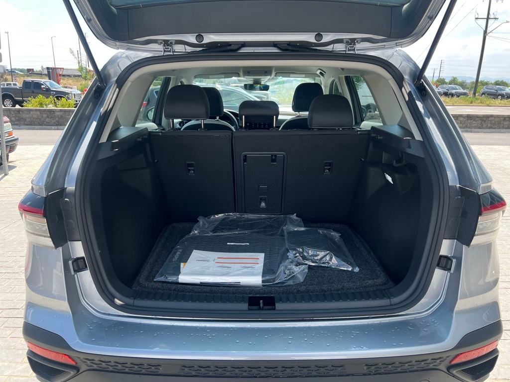 2025 Volkswagen Taos S photo 19