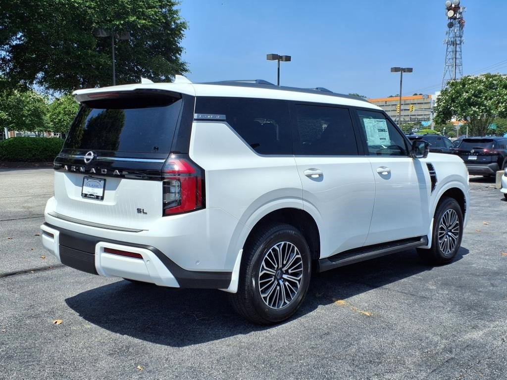 2025 Nissan Armada SL photo 3