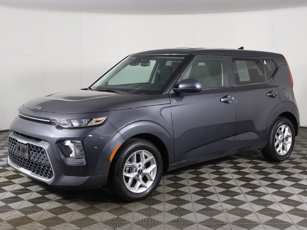 2022 Kia Soul LX S X-Line photo 4