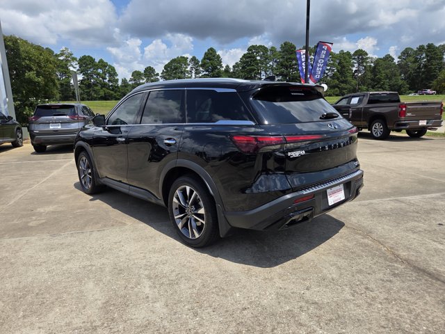 2023 Infiniti QX60 Luxe photo 3