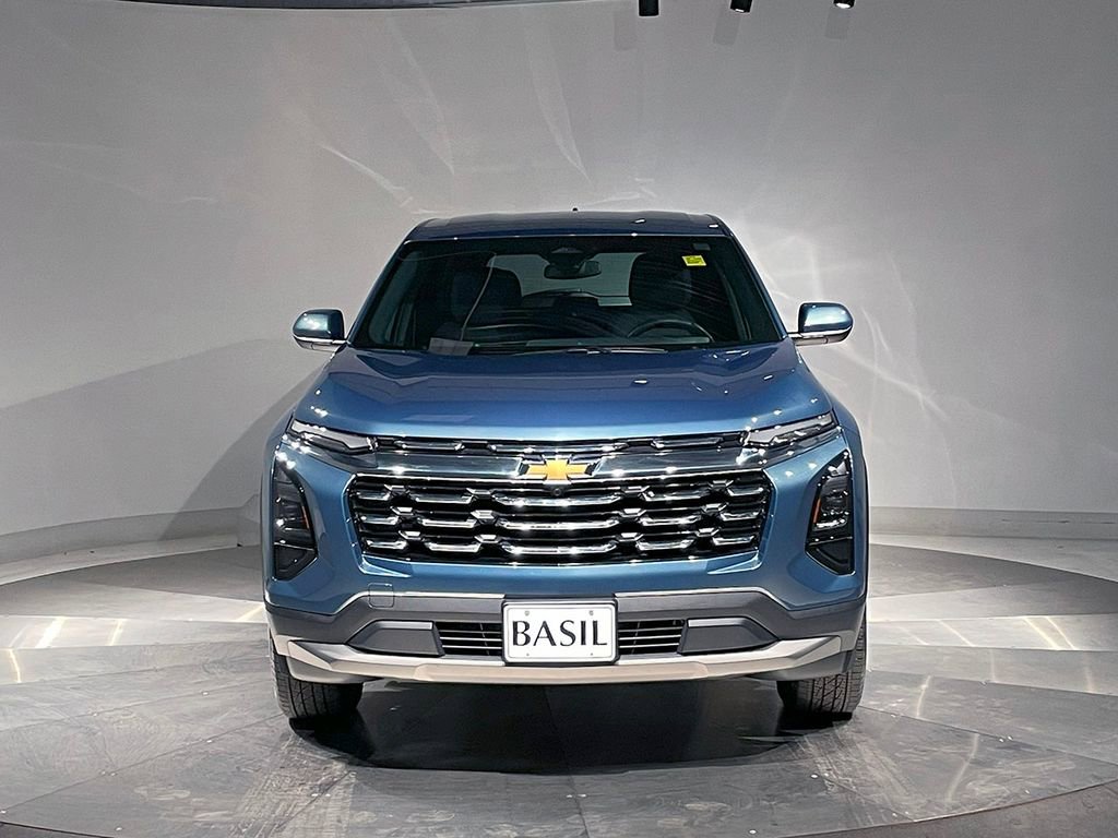 2025 Chevrolet Equinox LT photo 4
