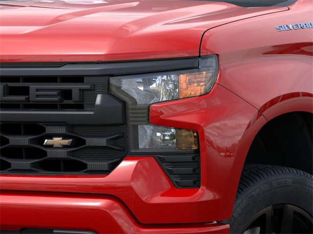 2026 Chevrolet Silverado Custom photo 10