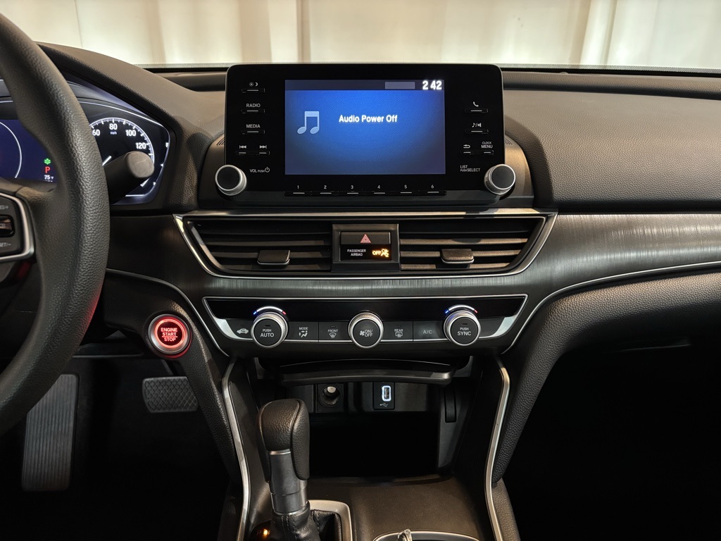 2019 Honda Accord LX photo 15