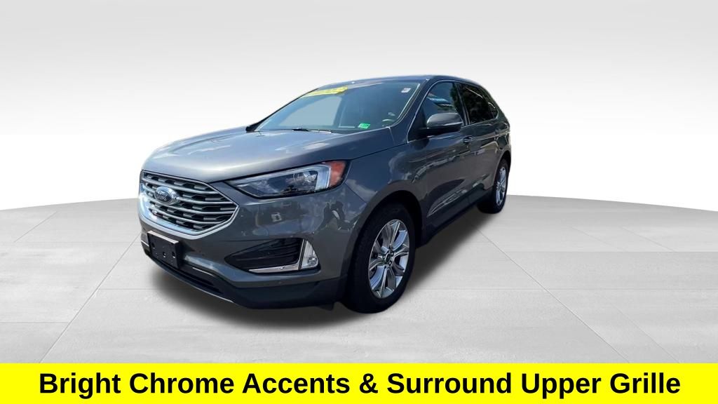 2024 Ford Edge Titanium photo 4