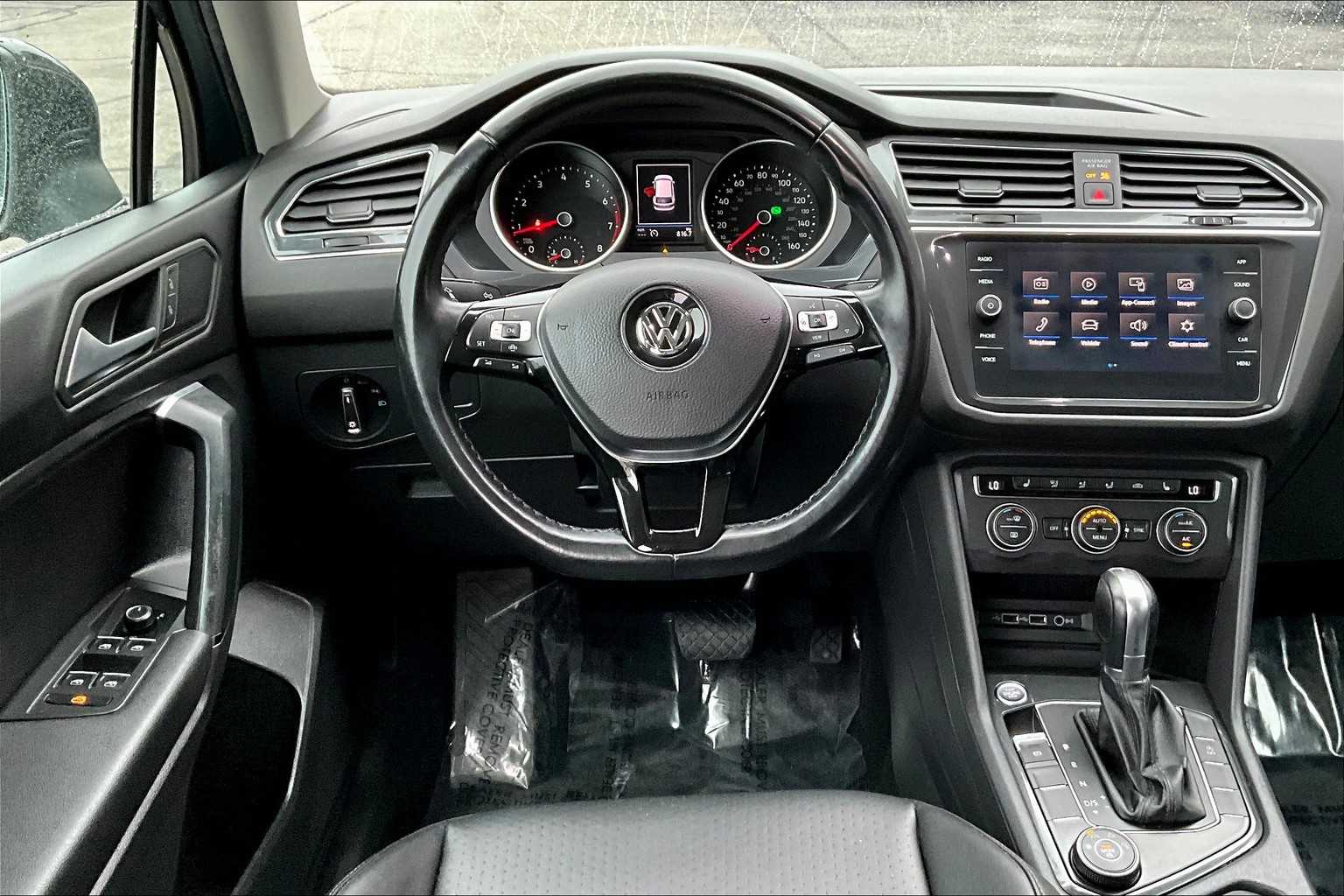 2019 Volkswagen Tiguan SE photo 4