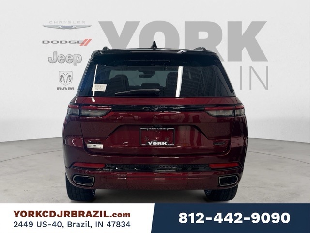 2025 Jeep Grand Cherokee Summit photo 4