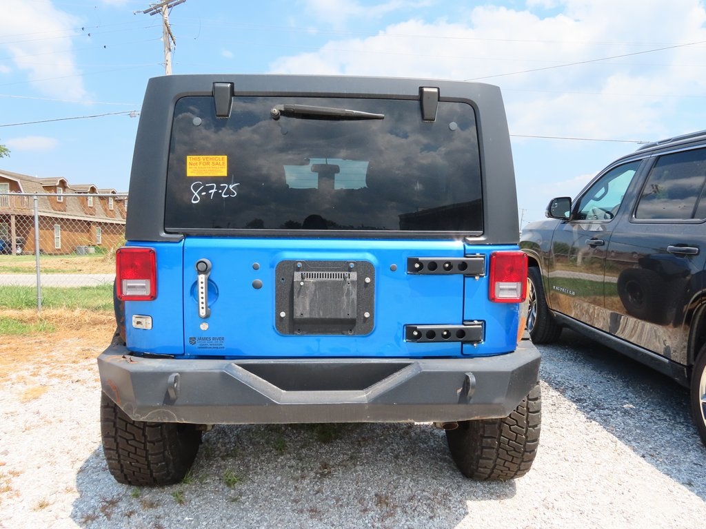 2014 Jeep Wrangler Unlimited Freedom photo 11