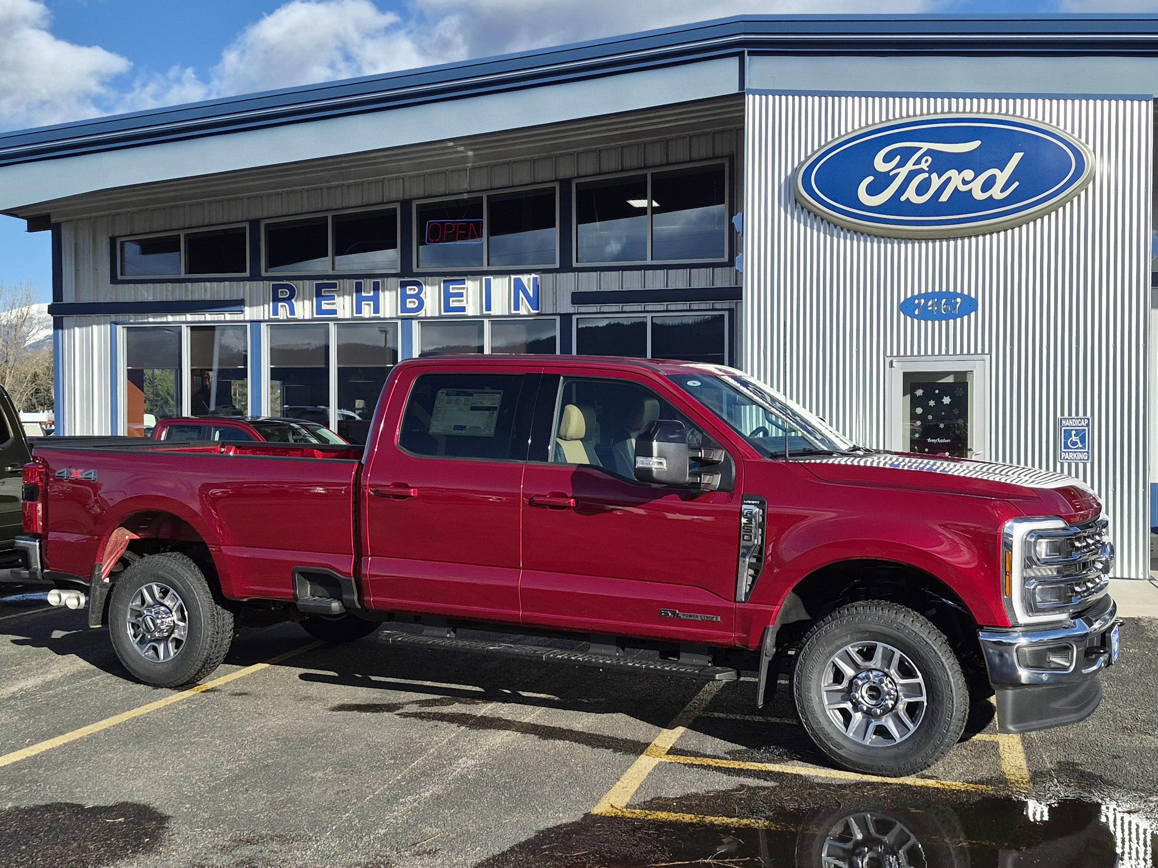 2026 Ford F-350 Super Duty Lariat's photo