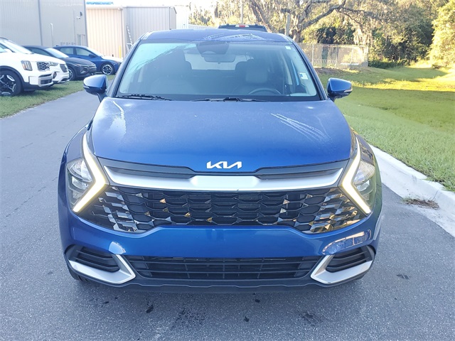 2023 Kia Sportage EX photo 2