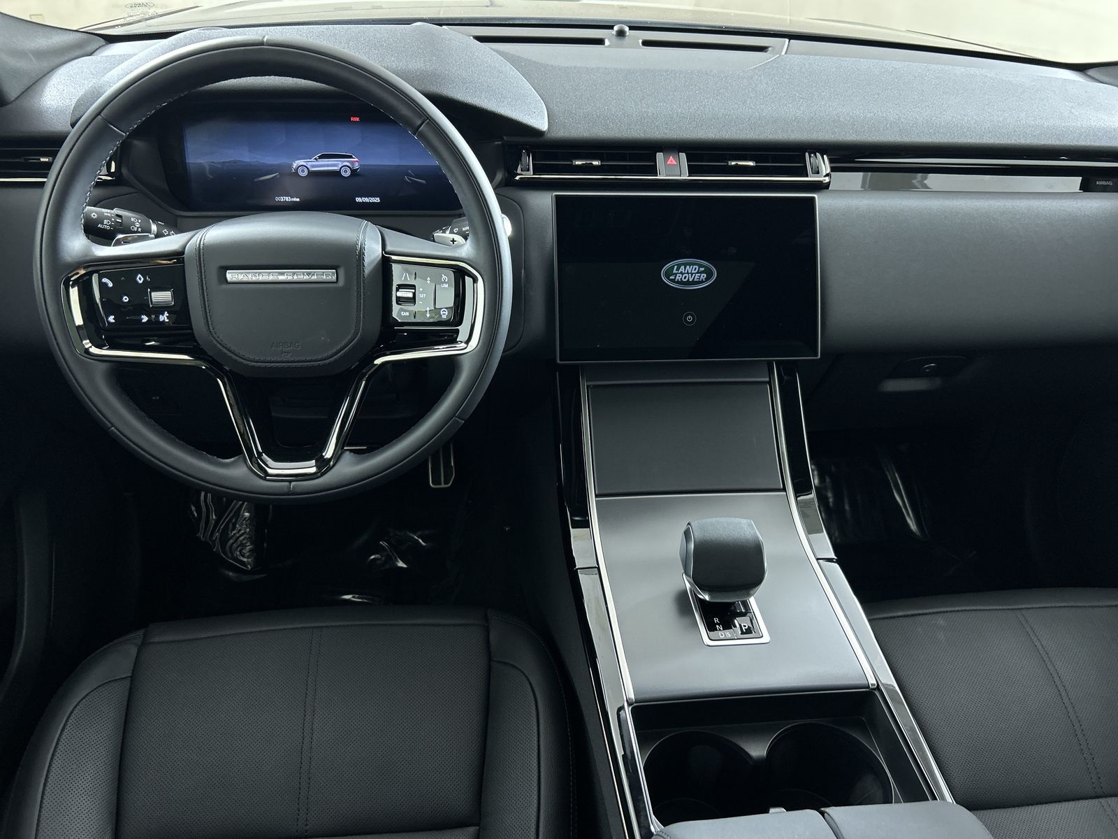 2025 Land Rover Range Rover Velar SE photo 8
