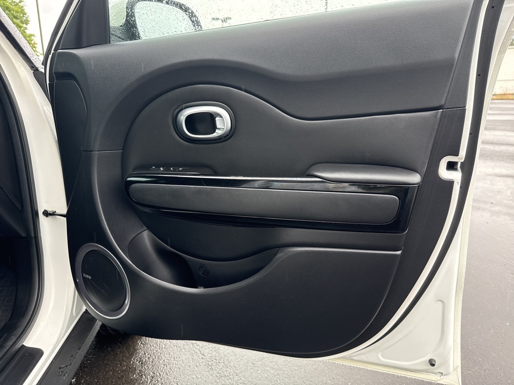 2014 Kia Soul Exclaim photo 30