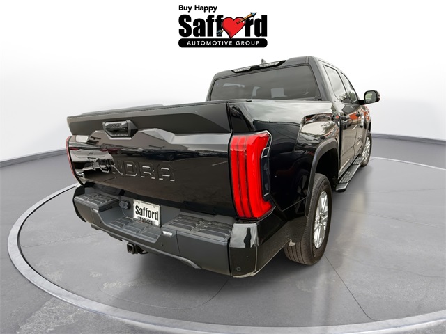 2022 Toyota Tundra SR5 CrewMax photo 2