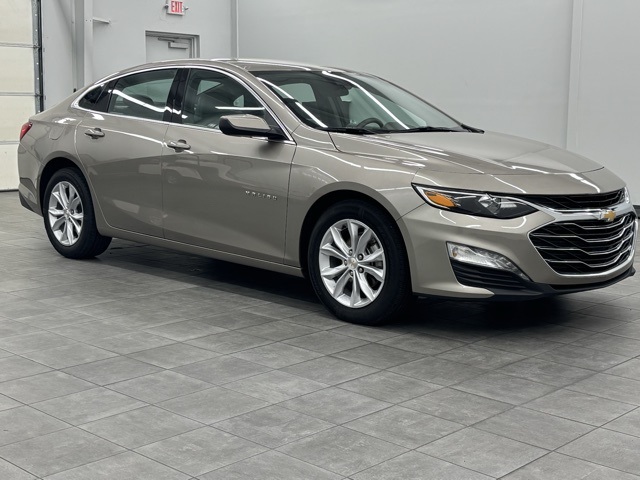 2025 Chevrolet Malibu 1LT's photo