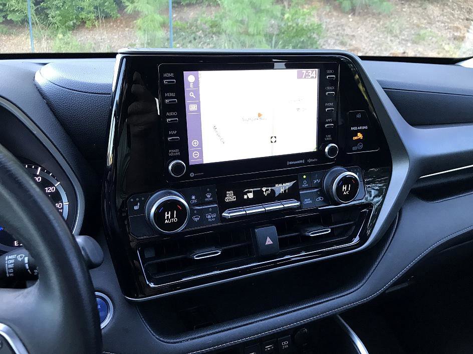 2020 Toyota Highlander Hybrid XLE photo 19