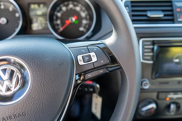 2018 Volkswagen Jetta 1.4T S photo 16