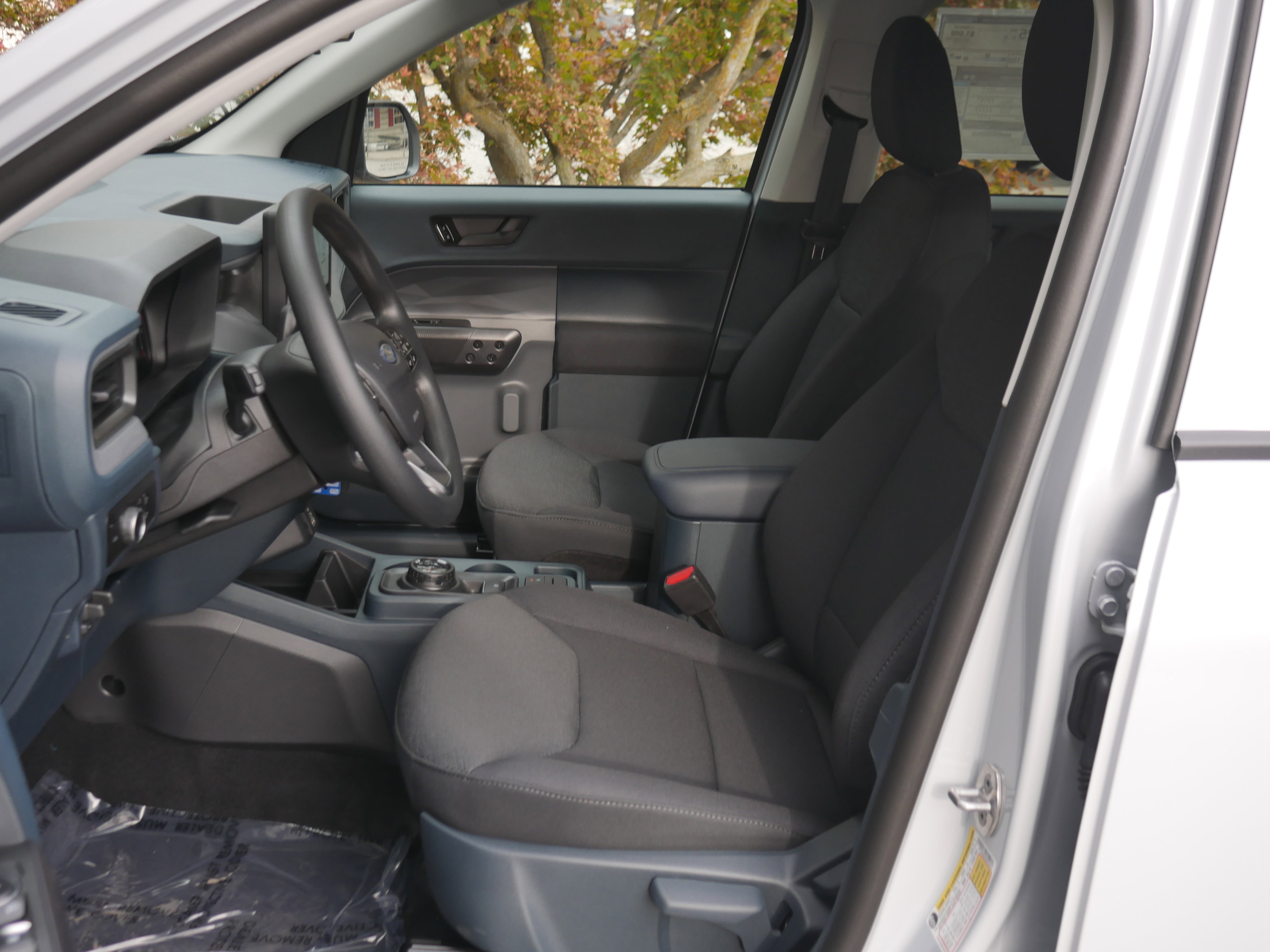2025 Ford Maverick XL photo 3
