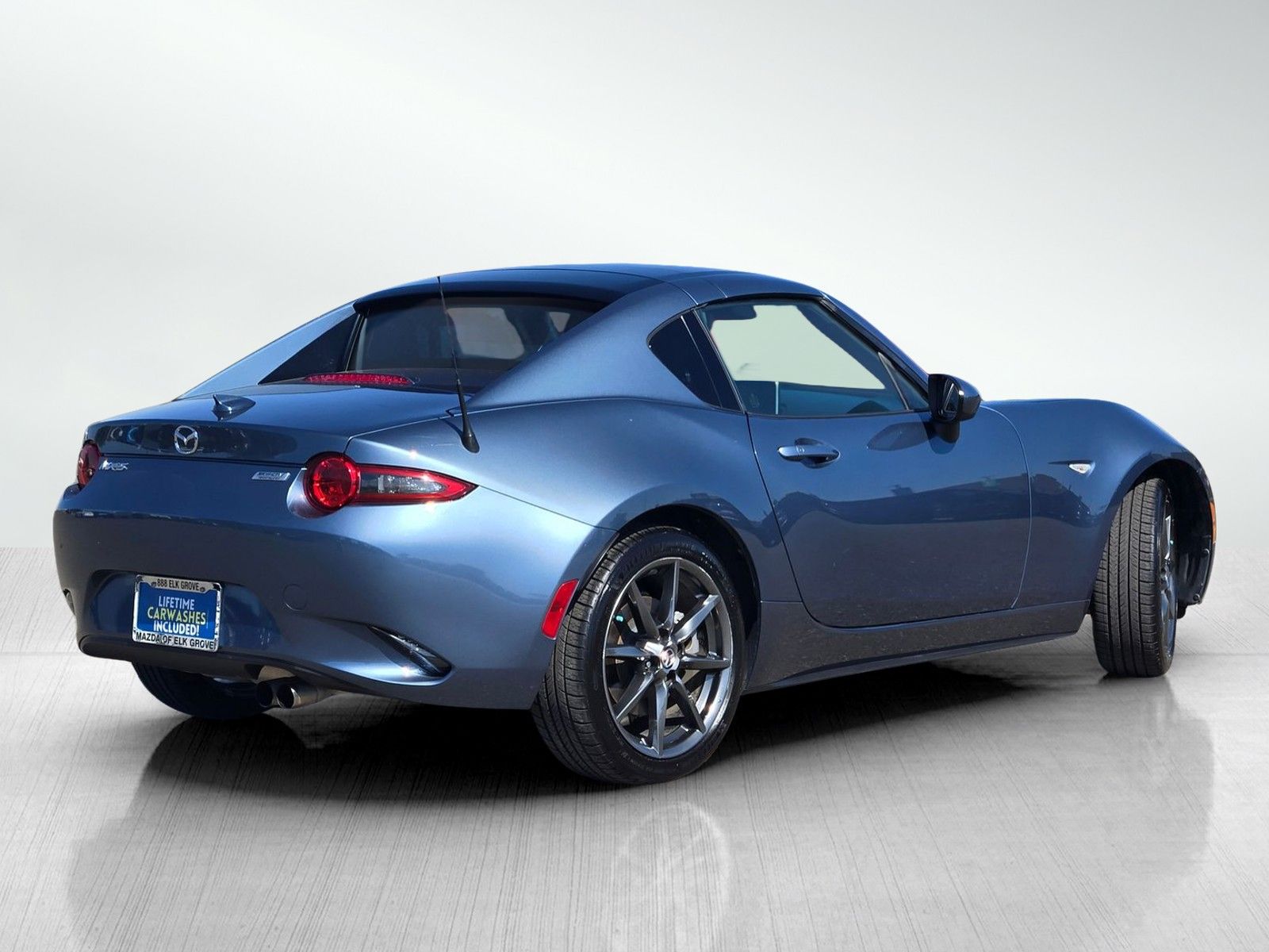 2017 Mazda MX-5 Miata RF Miata Grand Touring photo 4