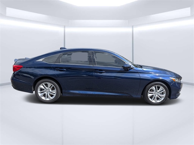 2019 Honda Accord LX photo 3