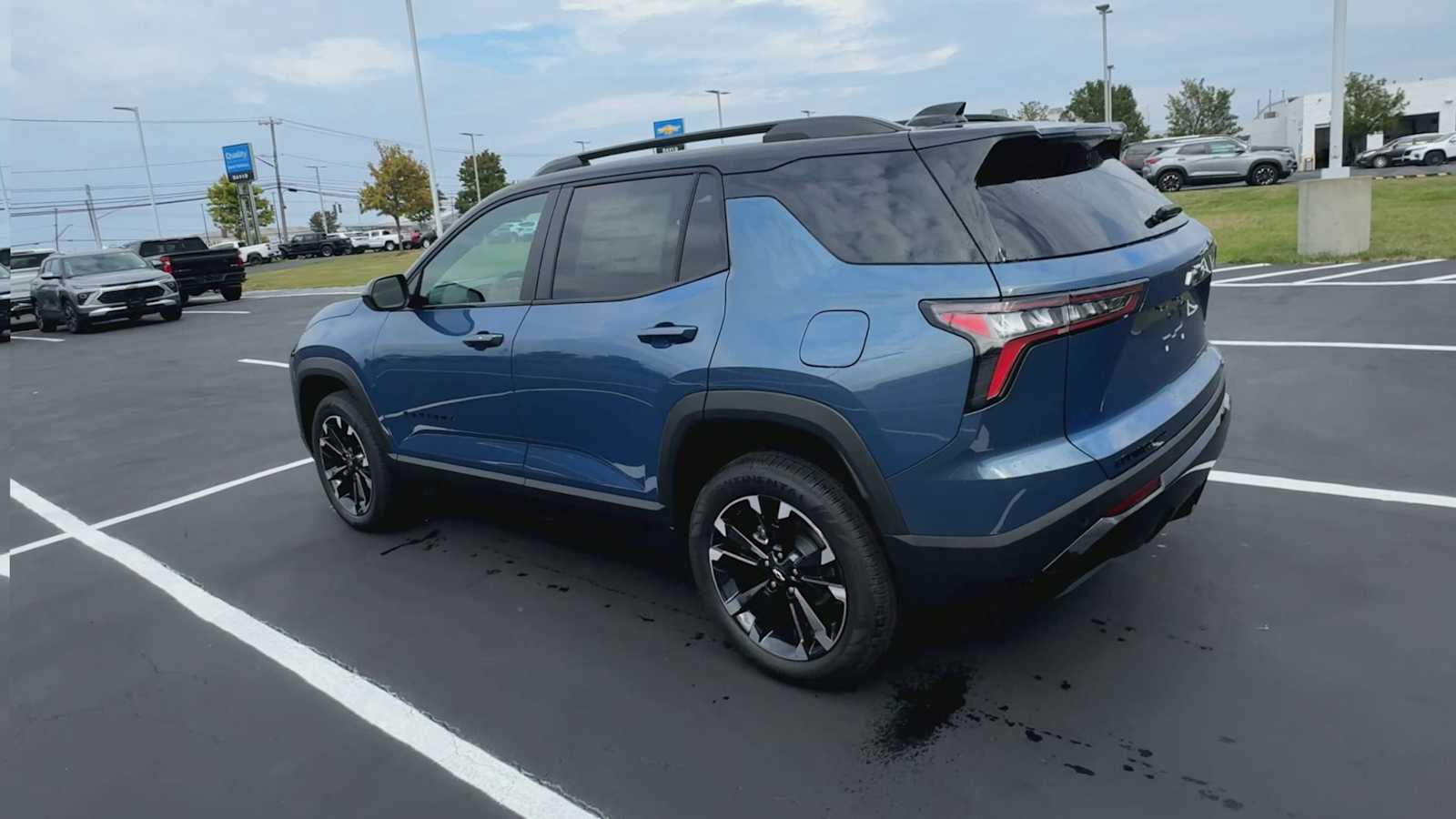 2026 Chevrolet Equinox RS photo 3