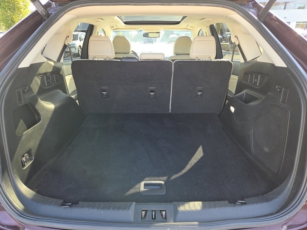 2018 Ford Edge Titanium photo 24
