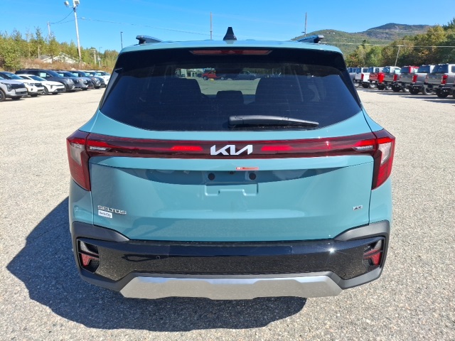 2026 Kia Seltos EX photo 4