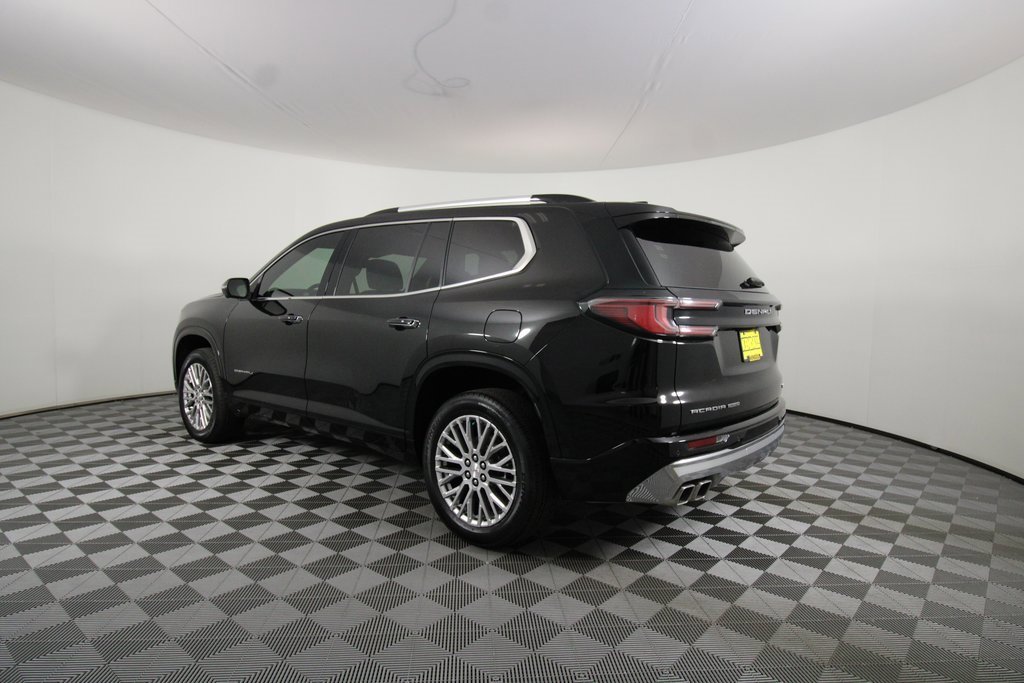 2024 Gmc Acadia Denali photo 2