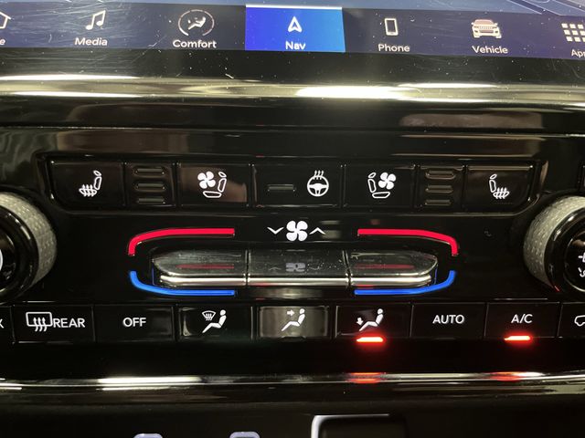 2023 Jeep Grand Cherokee Limited photo 4