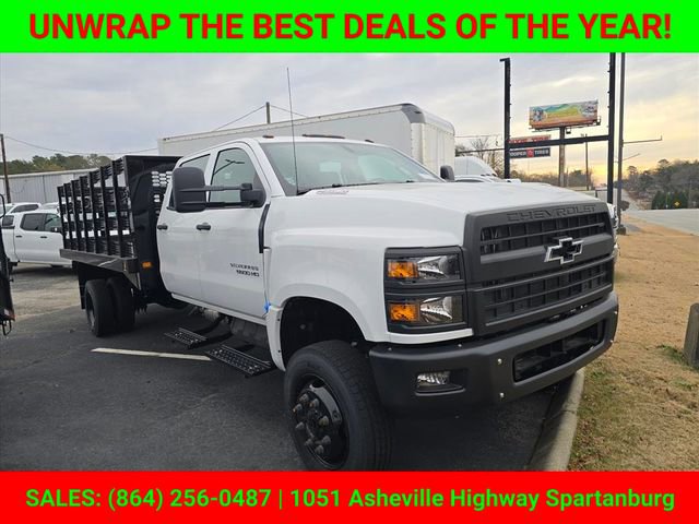2024 Chevrolet Silverado 4500 Medium Duty Chassis Cab Work Truck's photo