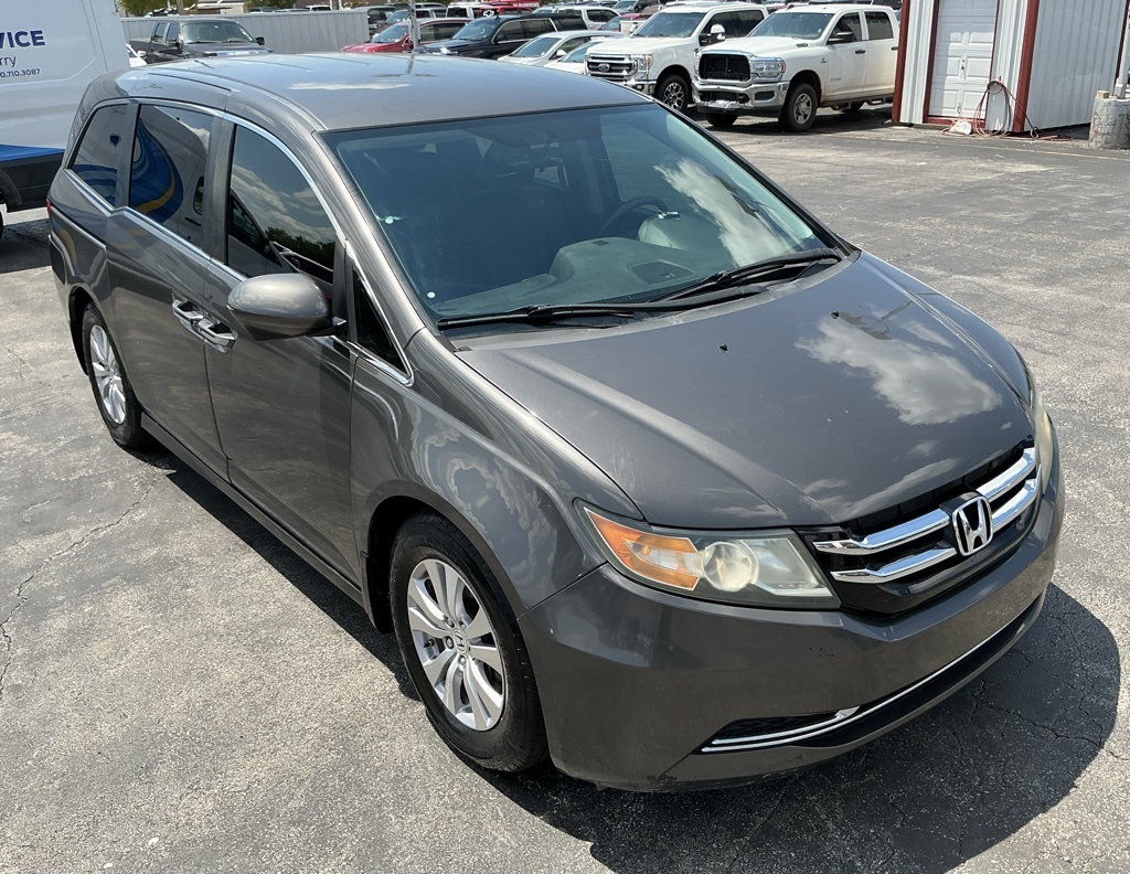 2014 Honda Odyssey EX photo 3