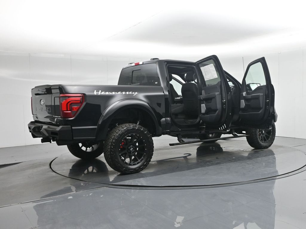 2025 Ford F-150 Lariat photo 4
