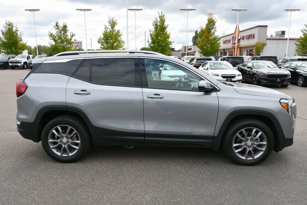 2024 Gmc Terrain SLT photo 5