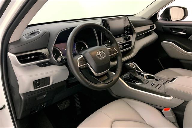 2022 Toyota Highlander XLE photo 20