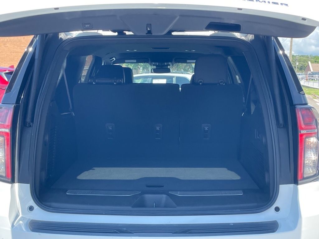 Used 2023 Summit White Chevrolet Premier image 25