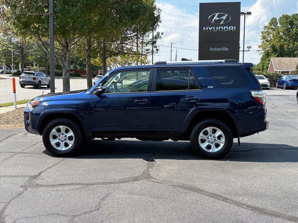 2021 Toyota 4Runner SR5 Premium photo 3