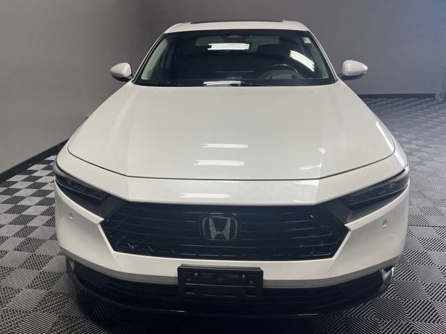 2023 Honda Accord Hybrid Touring photo 8
