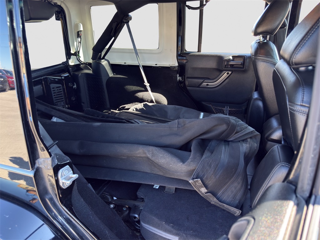 2018 Jeep Wrangler Unlimited Altitude photo 17